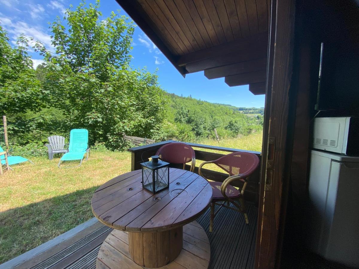 "Le Maloya" Chalets Independants -Chambre Balneo - Relais Motards Lacaune Dış mekan fotoğraf