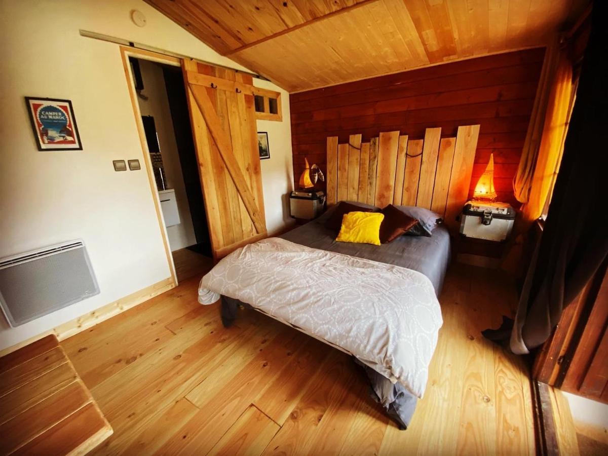 "Le Maloya" Chalets Independants -Chambre Balneo - Relais Motards Lacaune Dış mekan fotoğraf