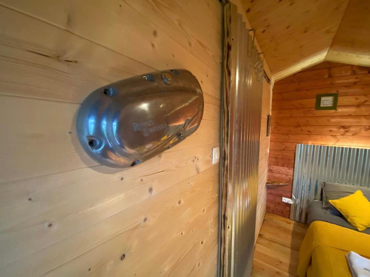 "Le Maloya" Chalets Independants -Chambre Balneo - Relais Motards Lacaune Dış mekan fotoğraf