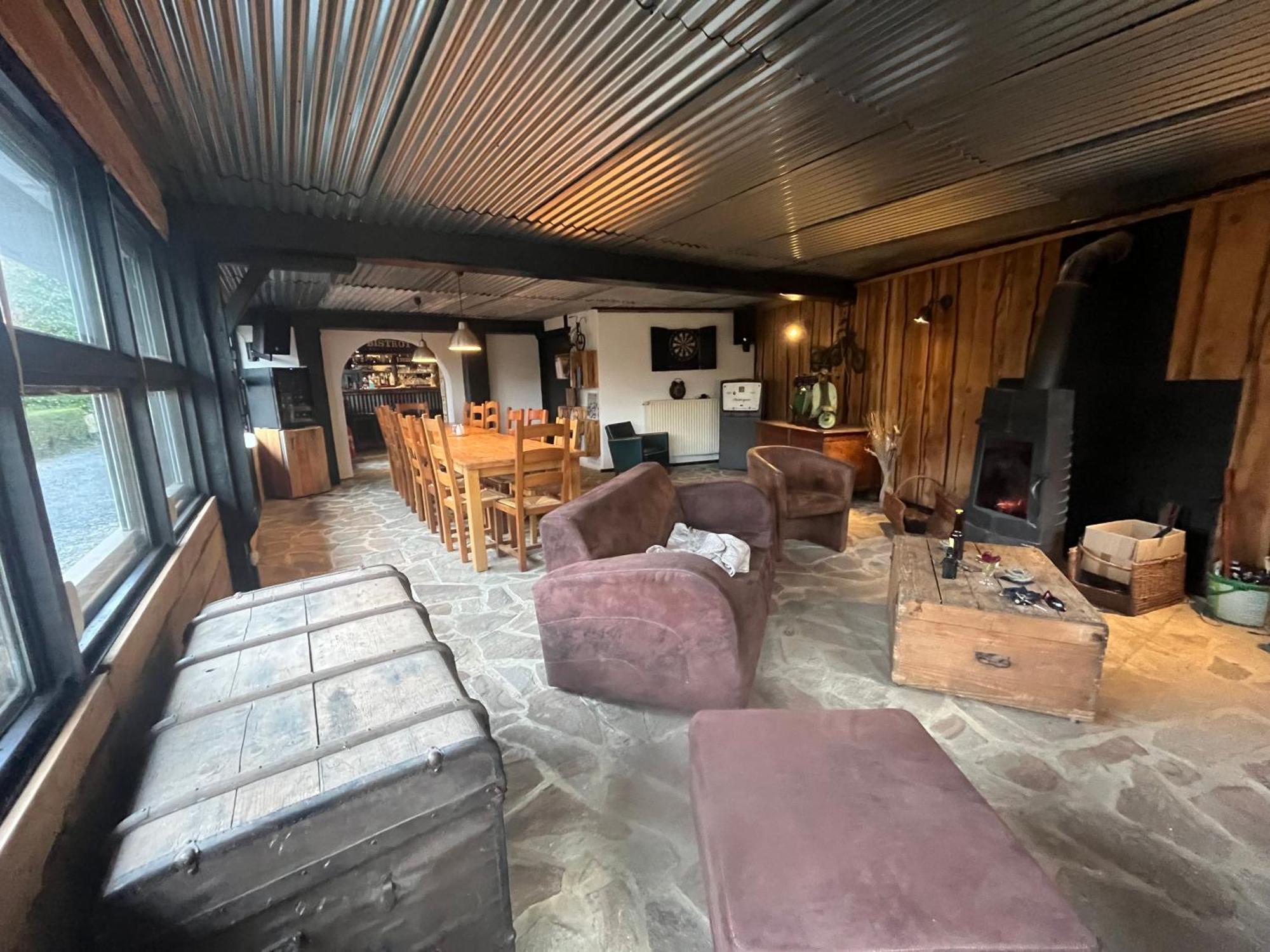 "Le Maloya" Chalets Independants -Chambre Balneo - Relais Motards Lacaune Dış mekan fotoğraf