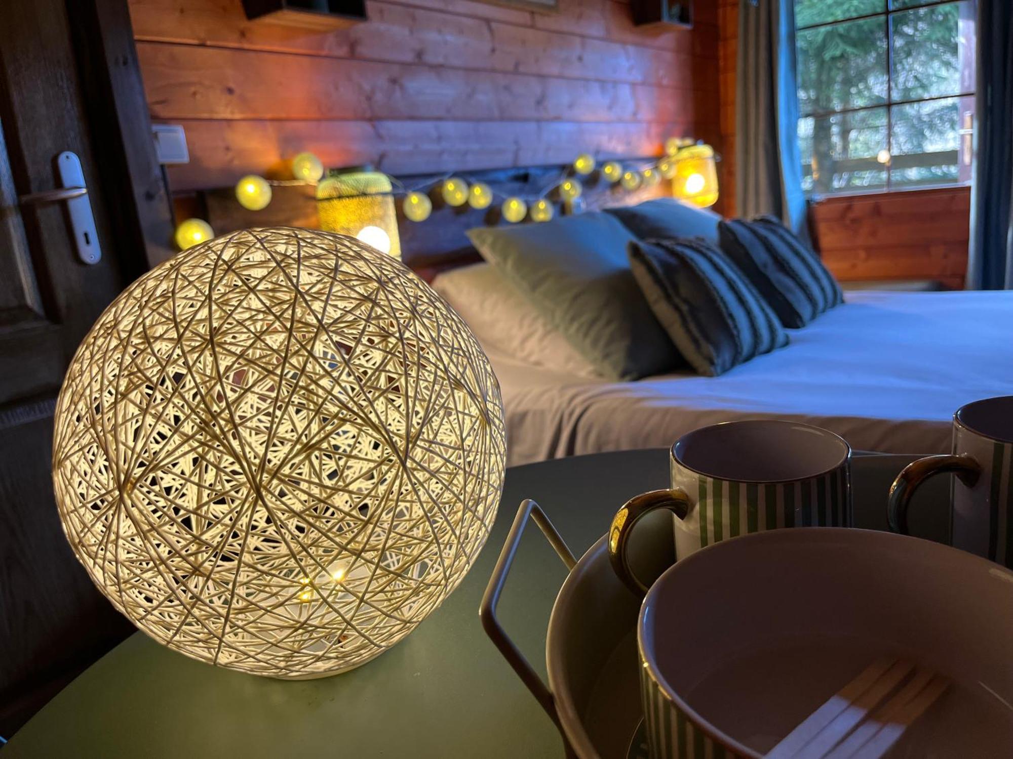 "Le Maloya" Chalets Independants -Chambre Balneo - Relais Motards Lacaune Dış mekan fotoğraf